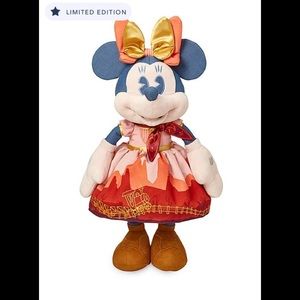 LE Main Attraction Big Thunder Mountain Plush